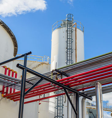 Pipe-Insulation-Systems-Polyurethane-Spray-Foam-Solutions