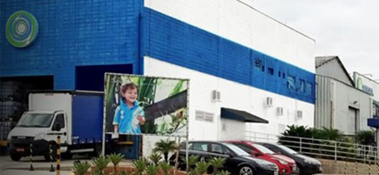 Polyurethane-Manufacturing-Distribution-Centers-1.jpg